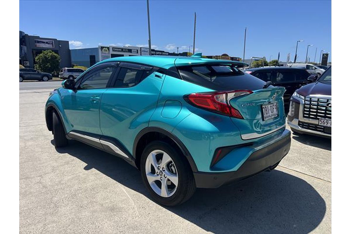 2017 Toyota C-HR NGX10R
