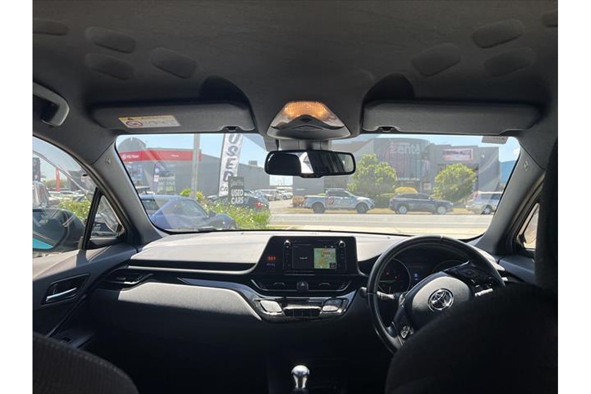 2017 Toyota C-HR NGX10R