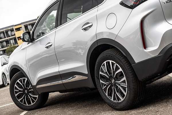 2025 Chery Tiggo 7 Super Hybrid Ultimate T32