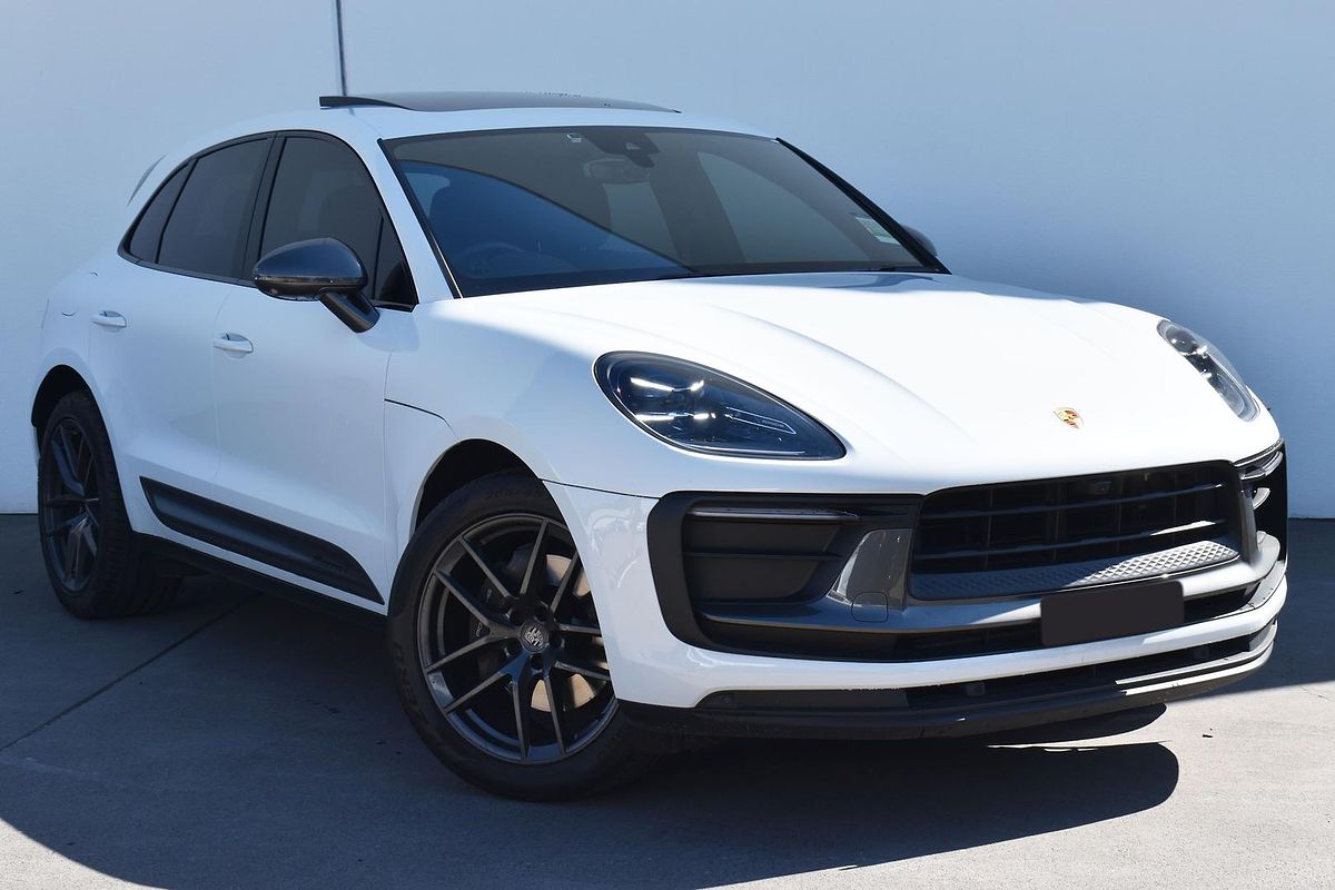 2023 Porsche Macan T 95B