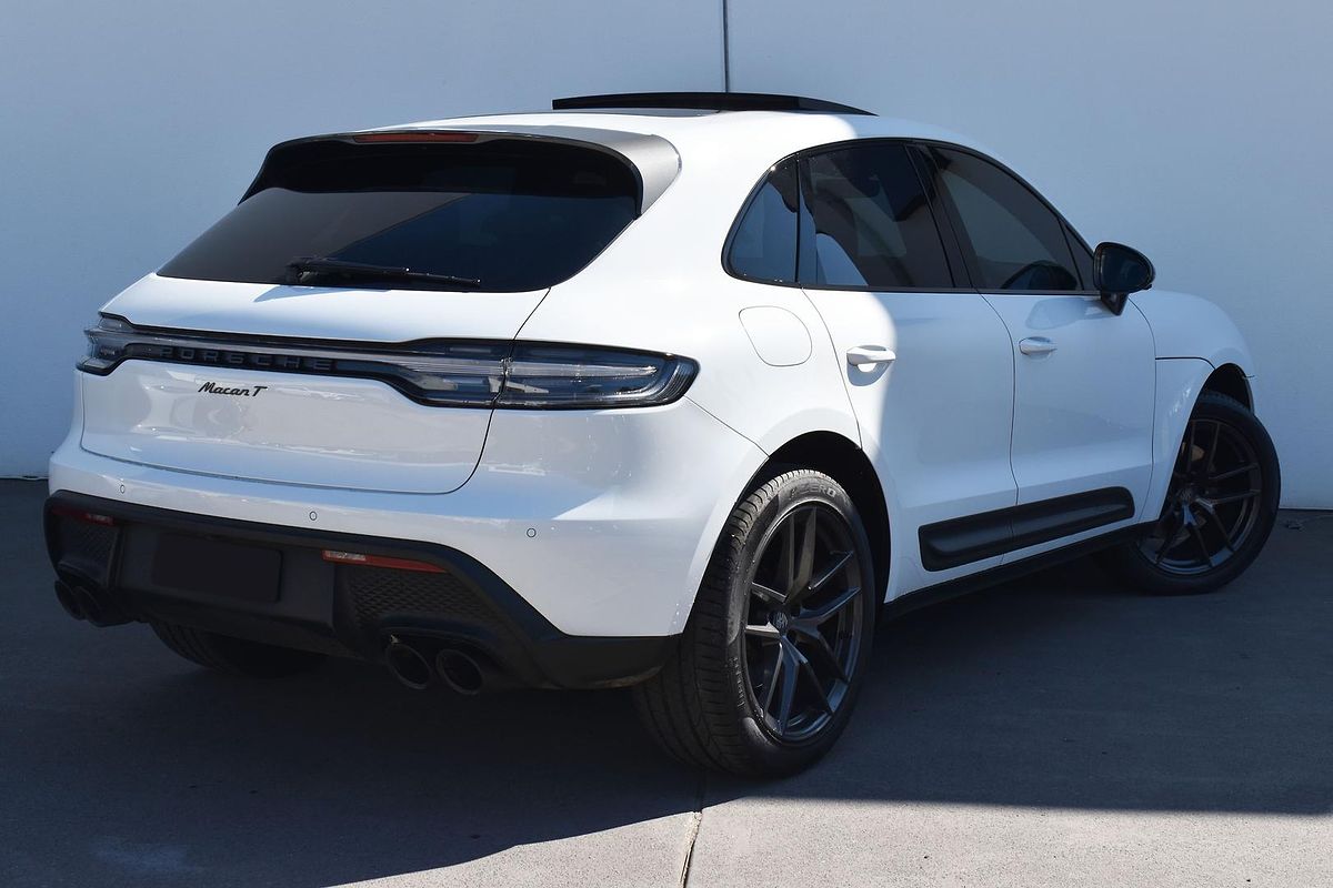 2023 Porsche Macan T 95B