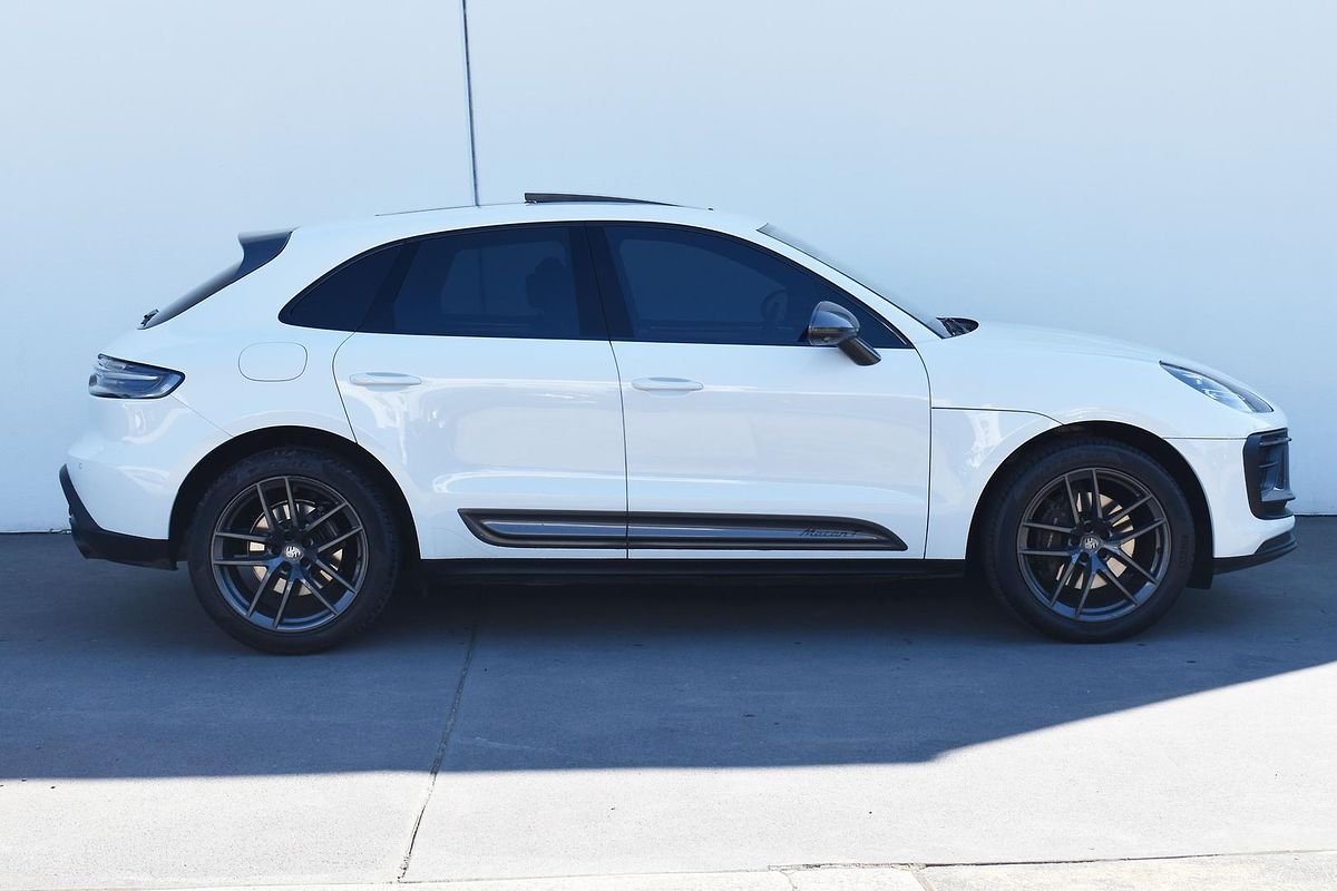2023 Porsche Macan T 95B