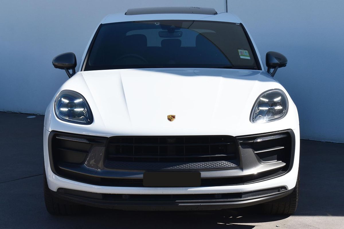 2023 Porsche Macan T 95B