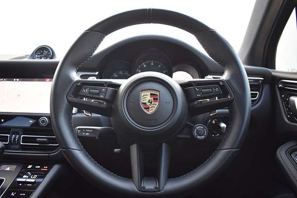 2023 Porsche Macan T 95B