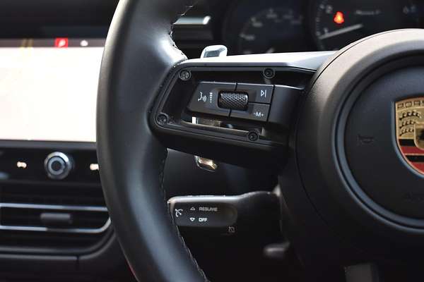 2023 Porsche Macan T 95B