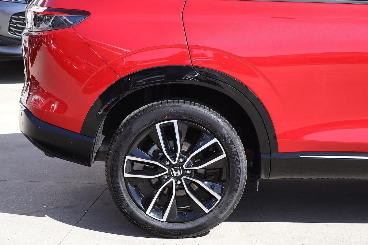 2023 Honda HR-V e:HEV L