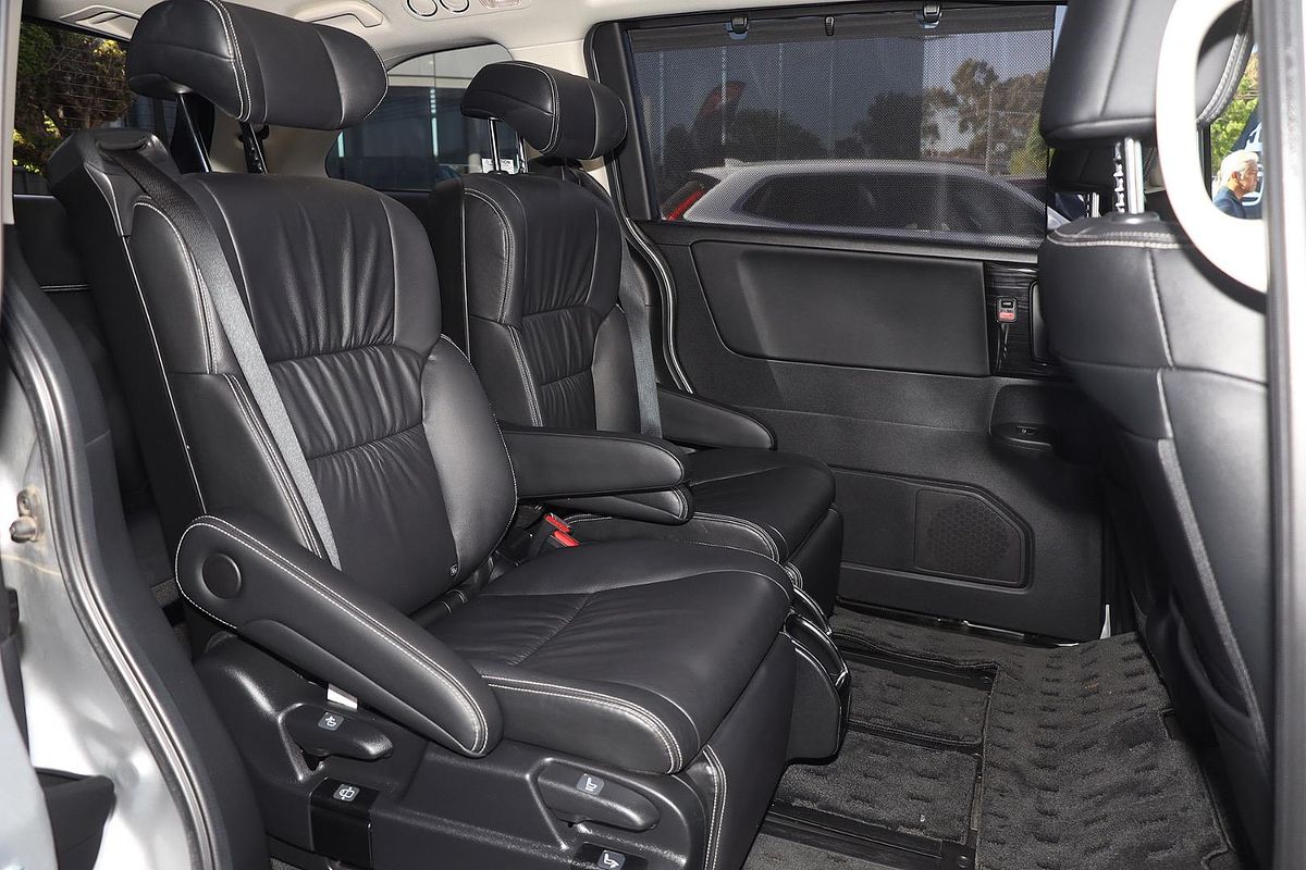 2018 Honda Odyssey VTi-L 5th Gen