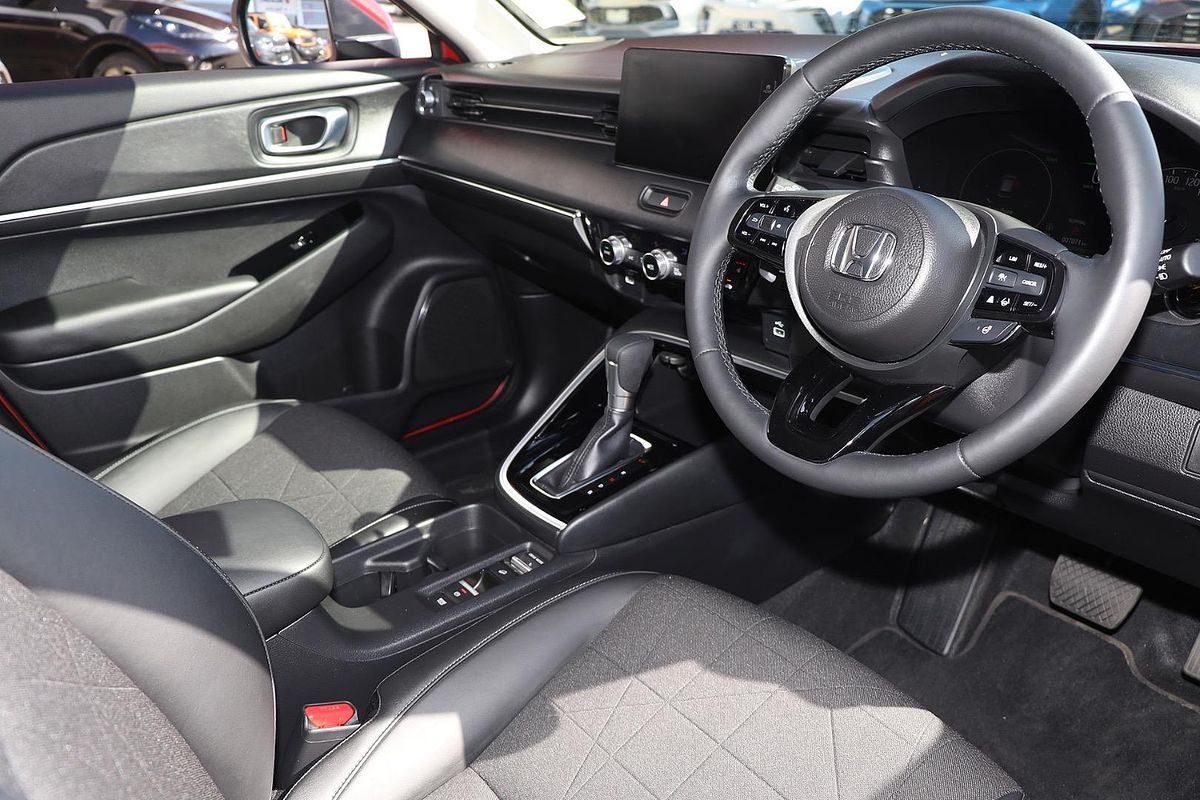 2023 Honda HR-V e:HEV L