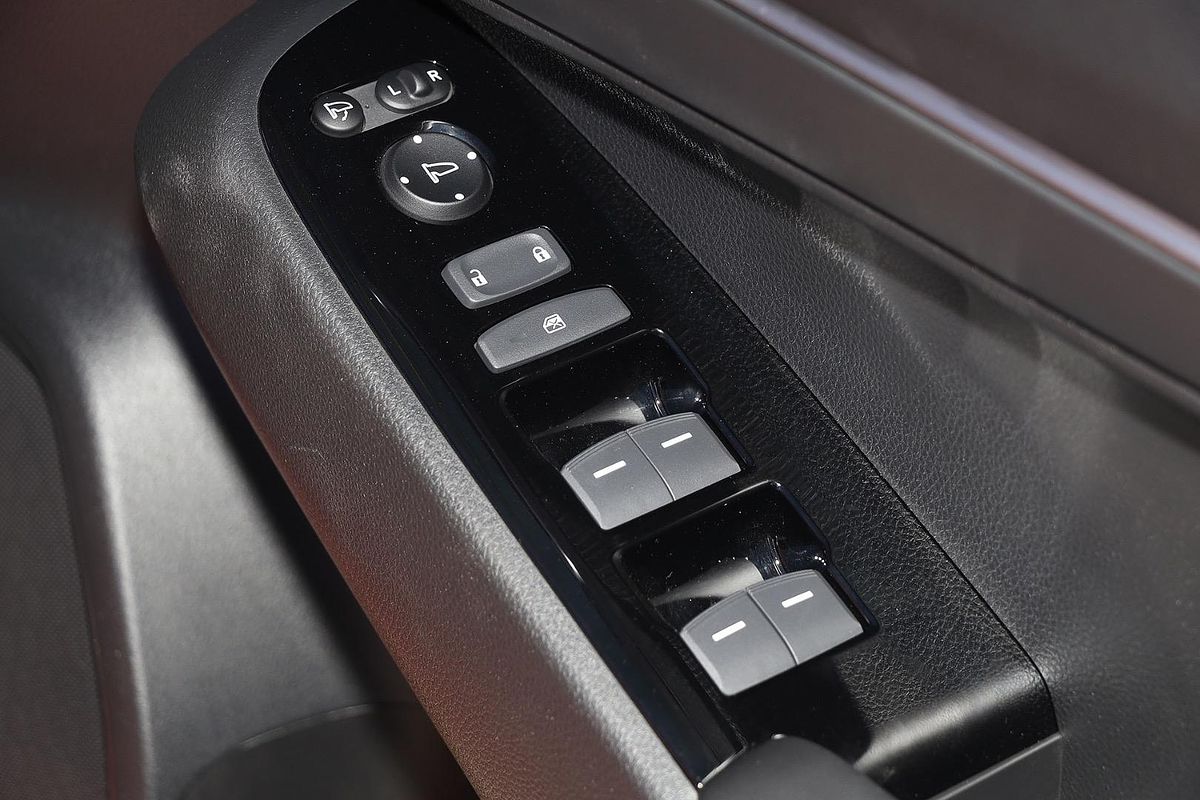 2023 Honda HR-V e:HEV L