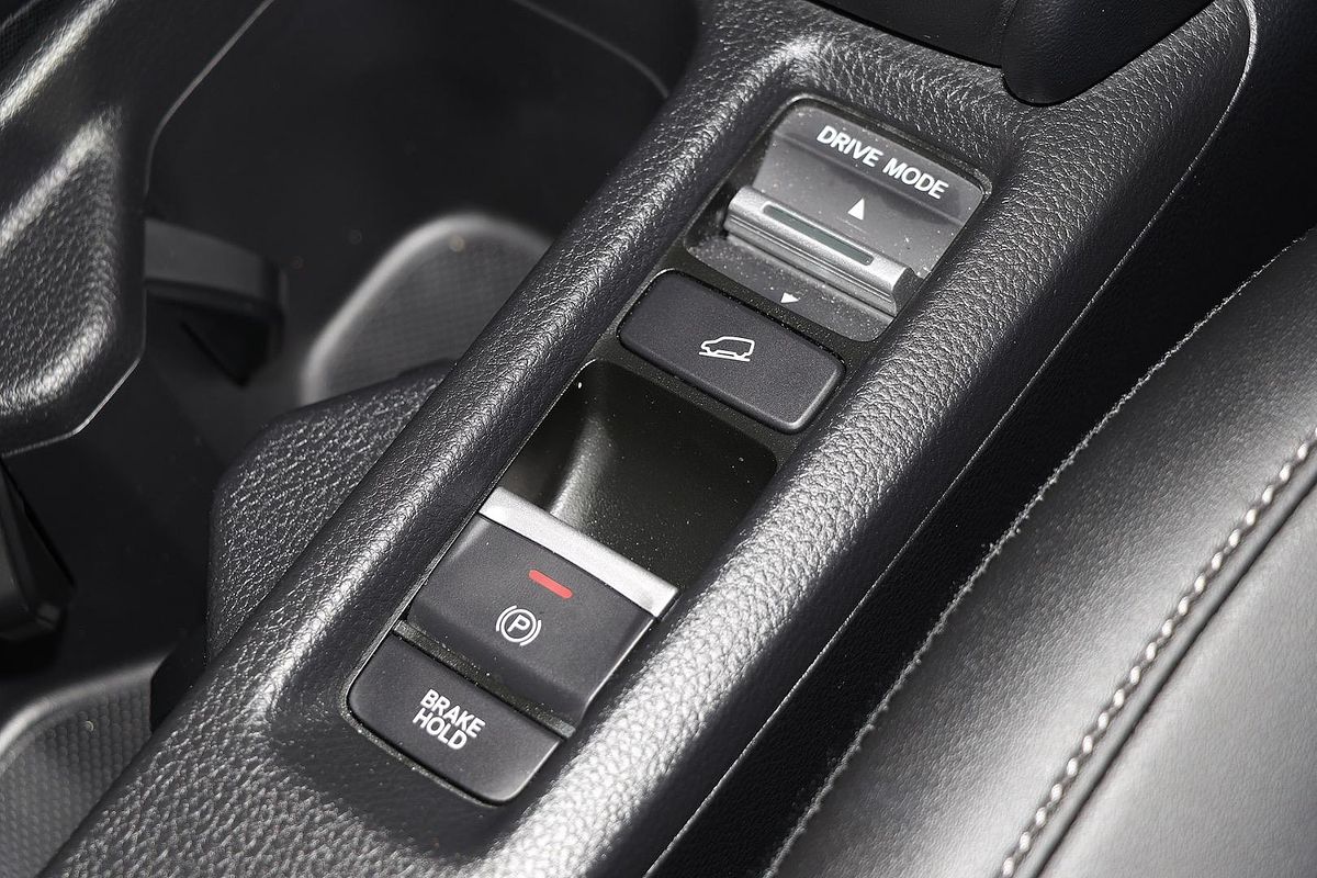 2023 Honda HR-V e:HEV L