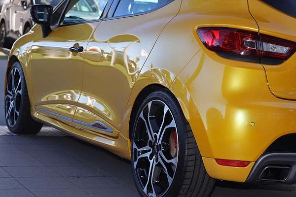 2017 Renault Clio R.S. 220 Trophy IV B98 Phase 2