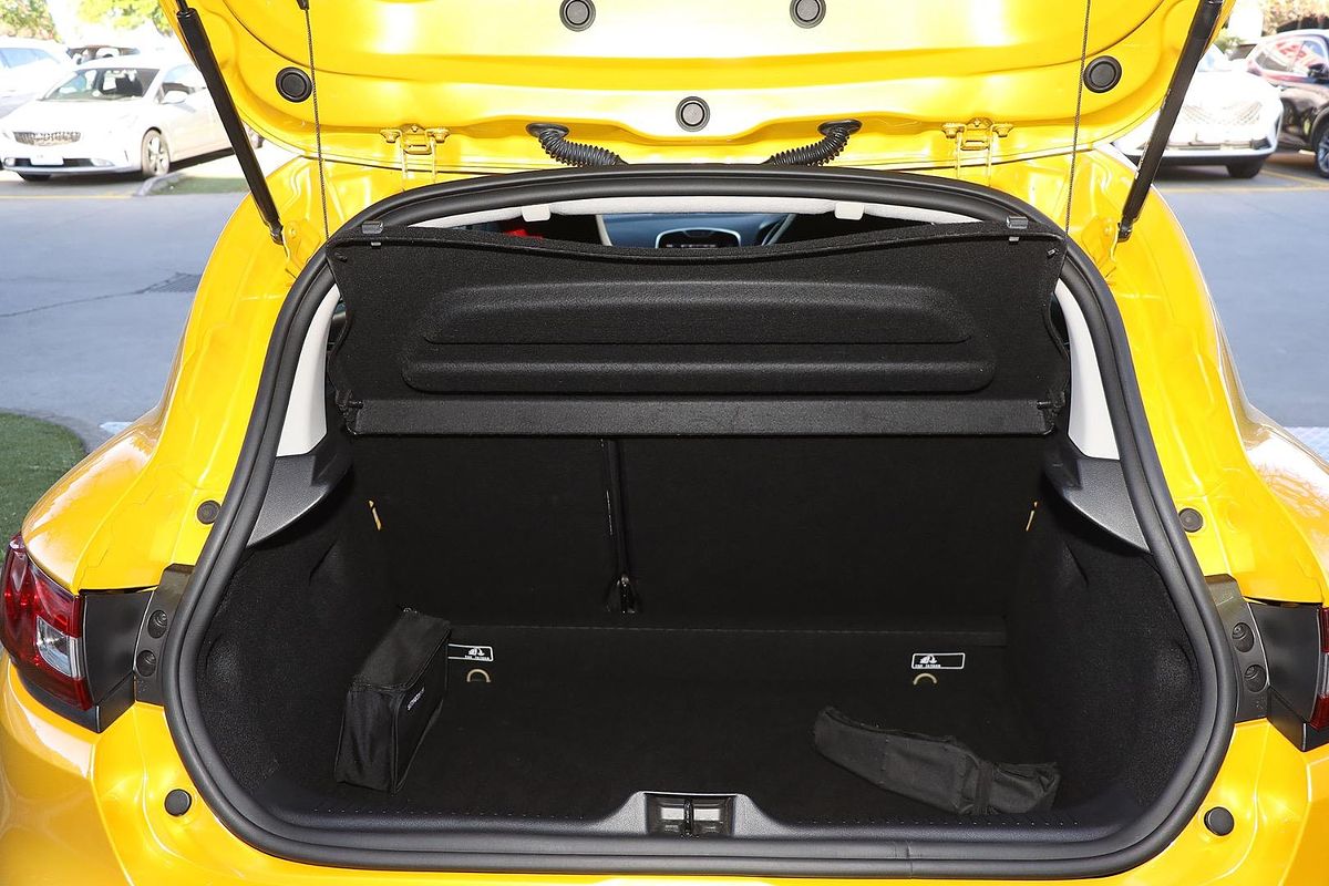 2017 Renault Clio R.S. 220 Trophy IV B98 Phase 2