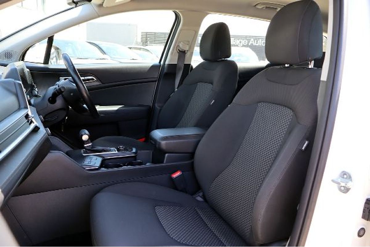 2023 Kia Sportage S NQ5