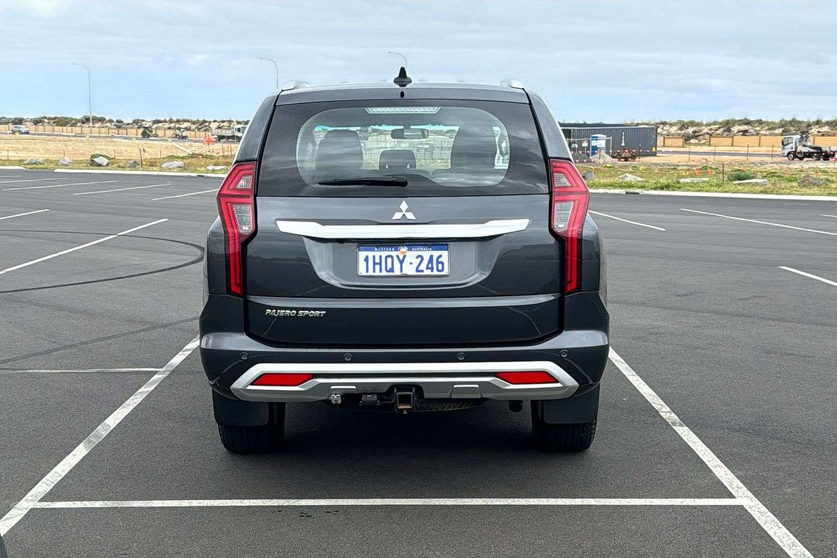 2022 Mitsubishi Pajero Sport GLX QF