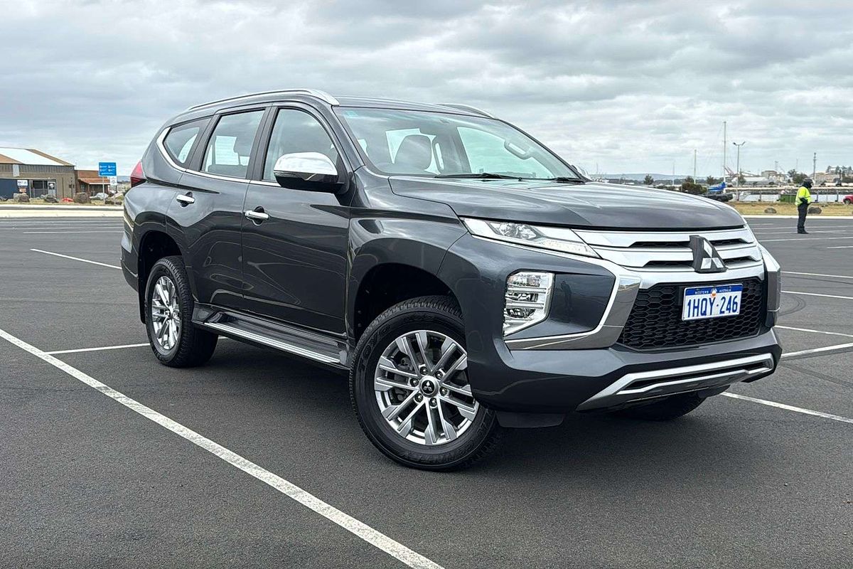 2022 Mitsubishi Pajero Sport GLX QF