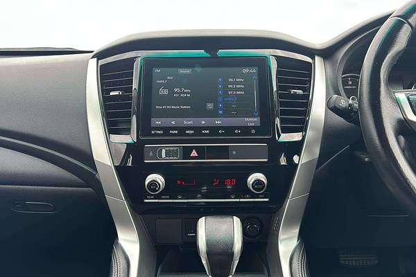 2022 Mitsubishi Pajero Sport GLX QF