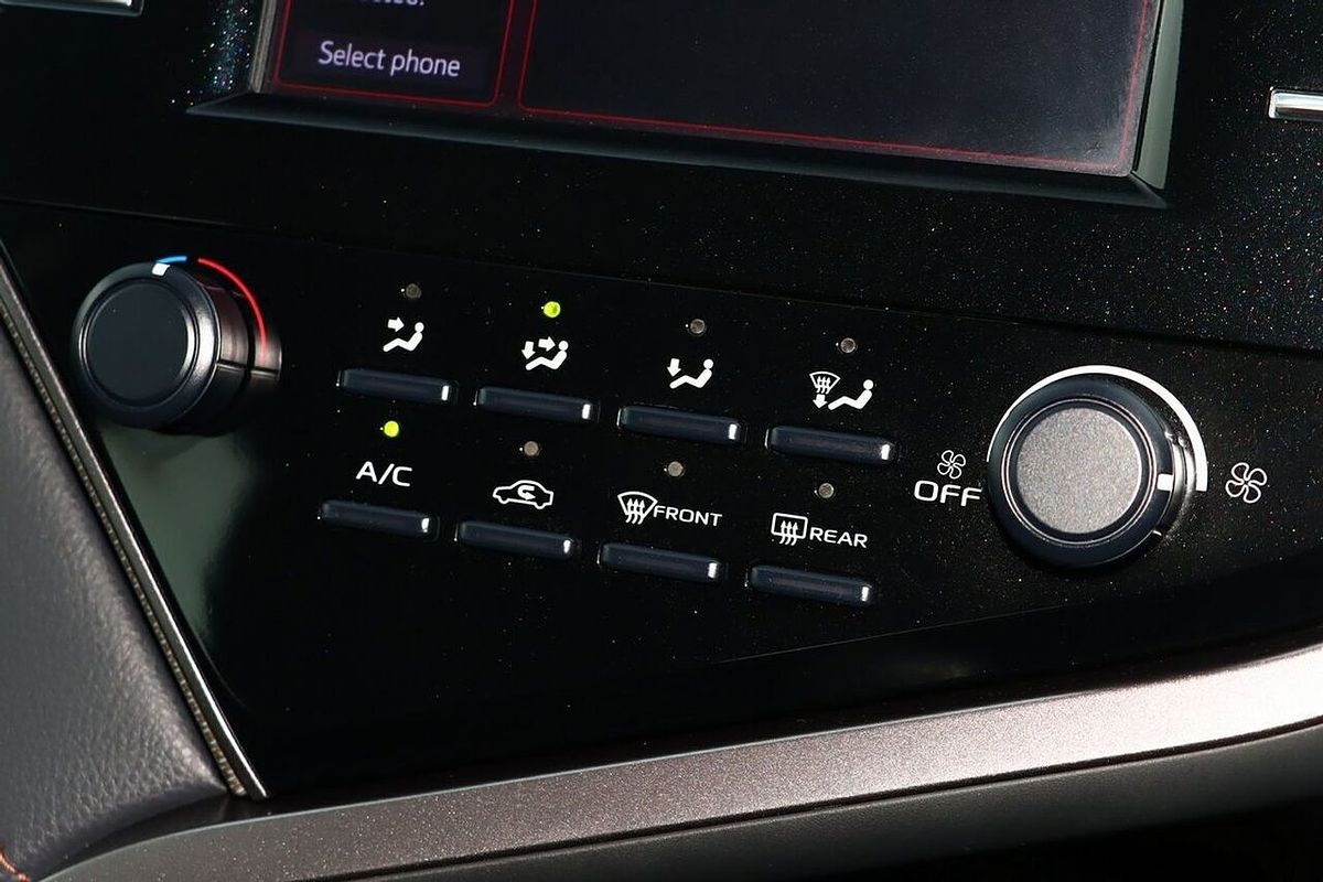 2019 Toyota Camry Ascent ASV70R