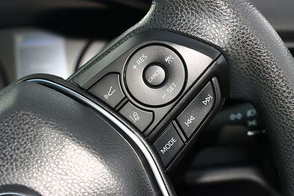 2019 Toyota Camry Ascent ASV70R