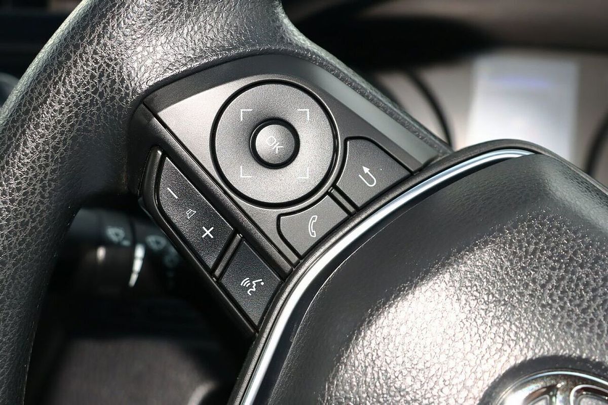 2019 Toyota Camry Ascent ASV70R