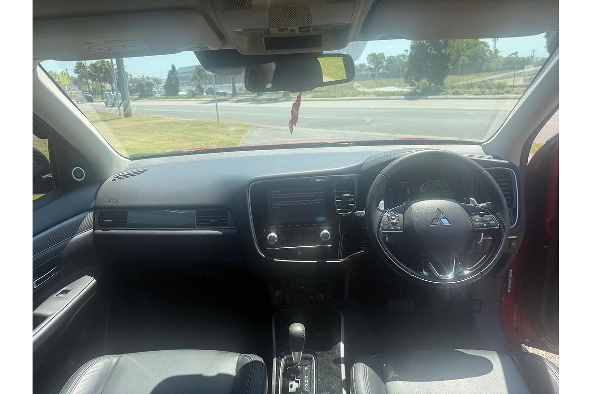 2020 Mitsubishi Outlander Exceed ZL