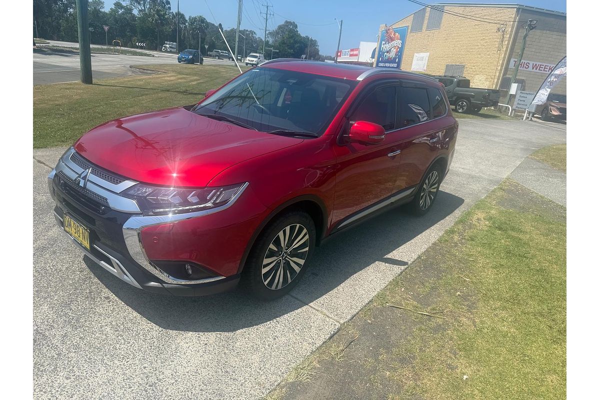 2020 Mitsubishi Outlander Exceed ZL
