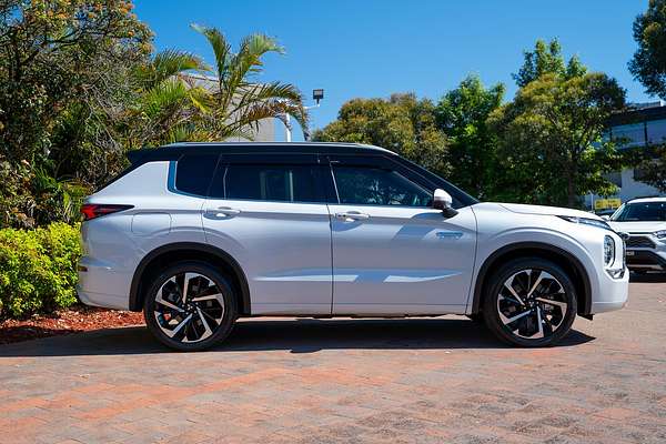 2024 Mitsubishi Outlander PHEV Exceed Tourer ZM