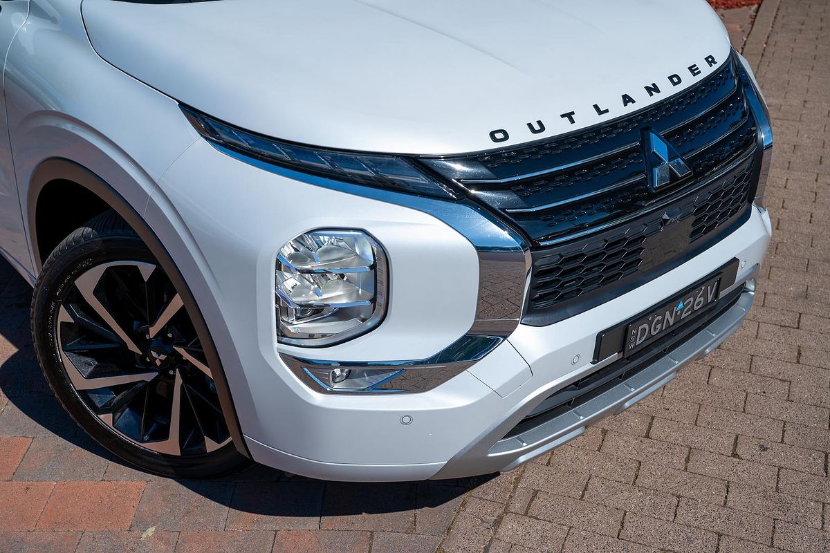2024 Mitsubishi Outlander PHEV Exceed Tourer ZM