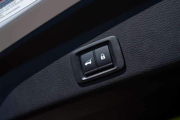 2024 Mitsubishi Outlander PHEV Exceed Tourer ZM