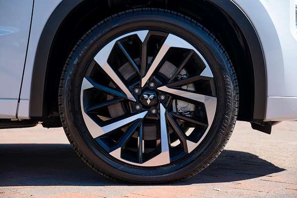 2024 Mitsubishi Outlander PHEV Exceed Tourer ZM