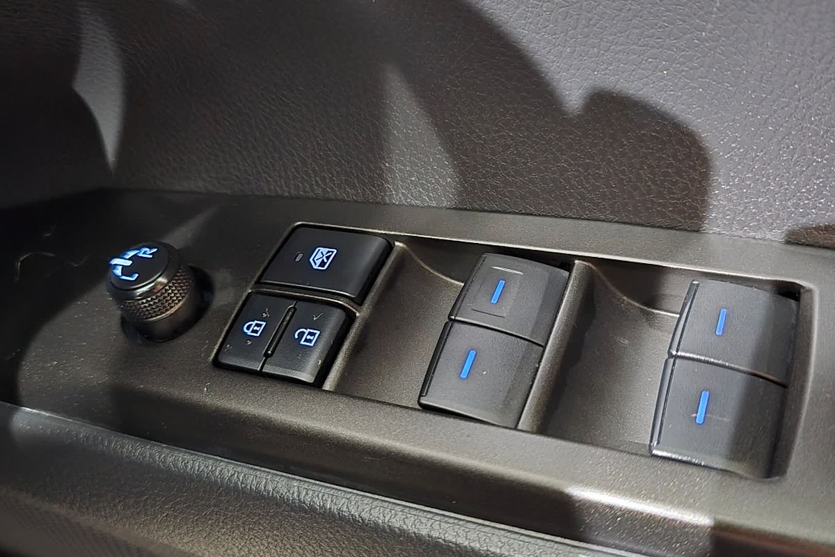 2023 Toyota Camry Ascent AXVH70R