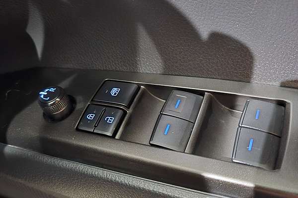 2023 Toyota Camry Ascent AXVH70R