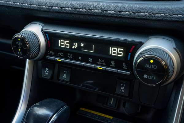 2021 Toyota RAV4 Cruiser AXAH54R