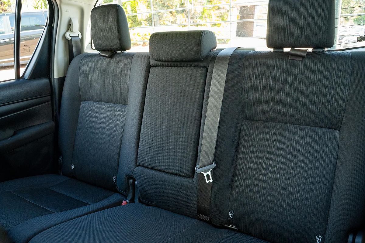 2020 Toyota Hilux SR GUN126R 4X4