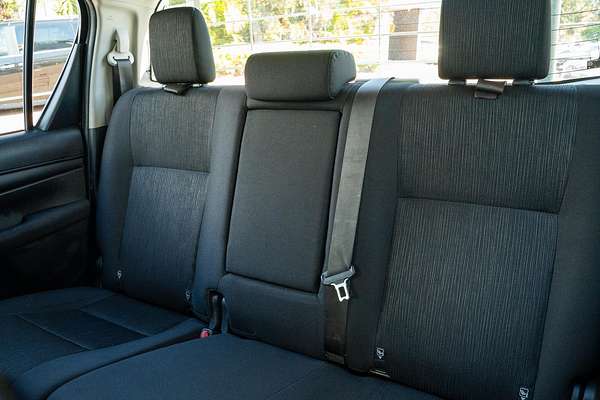 2020 Toyota Hilux SR GUN126R 4X4