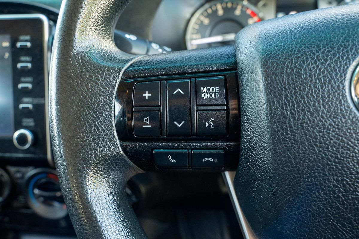 2020 Toyota Hilux SR GUN126R 4X4