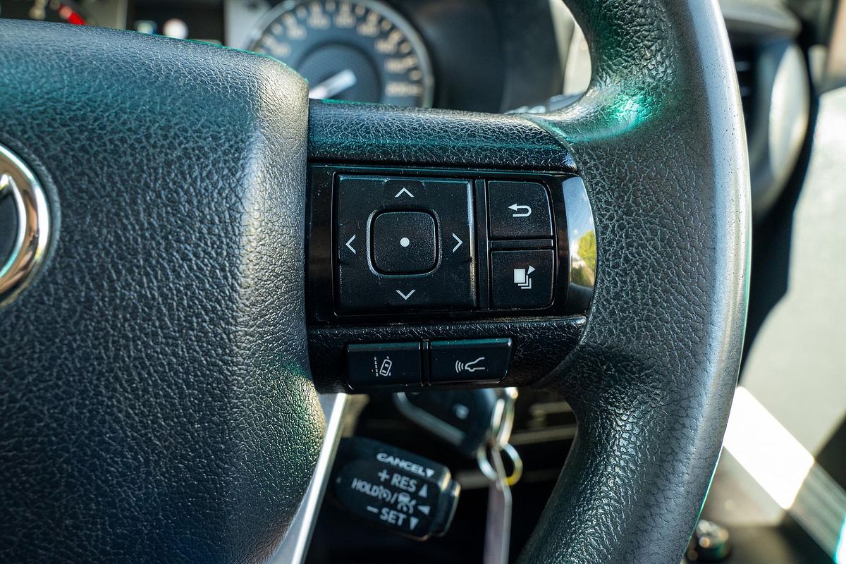 2020 Toyota Hilux SR GUN126R 4X4