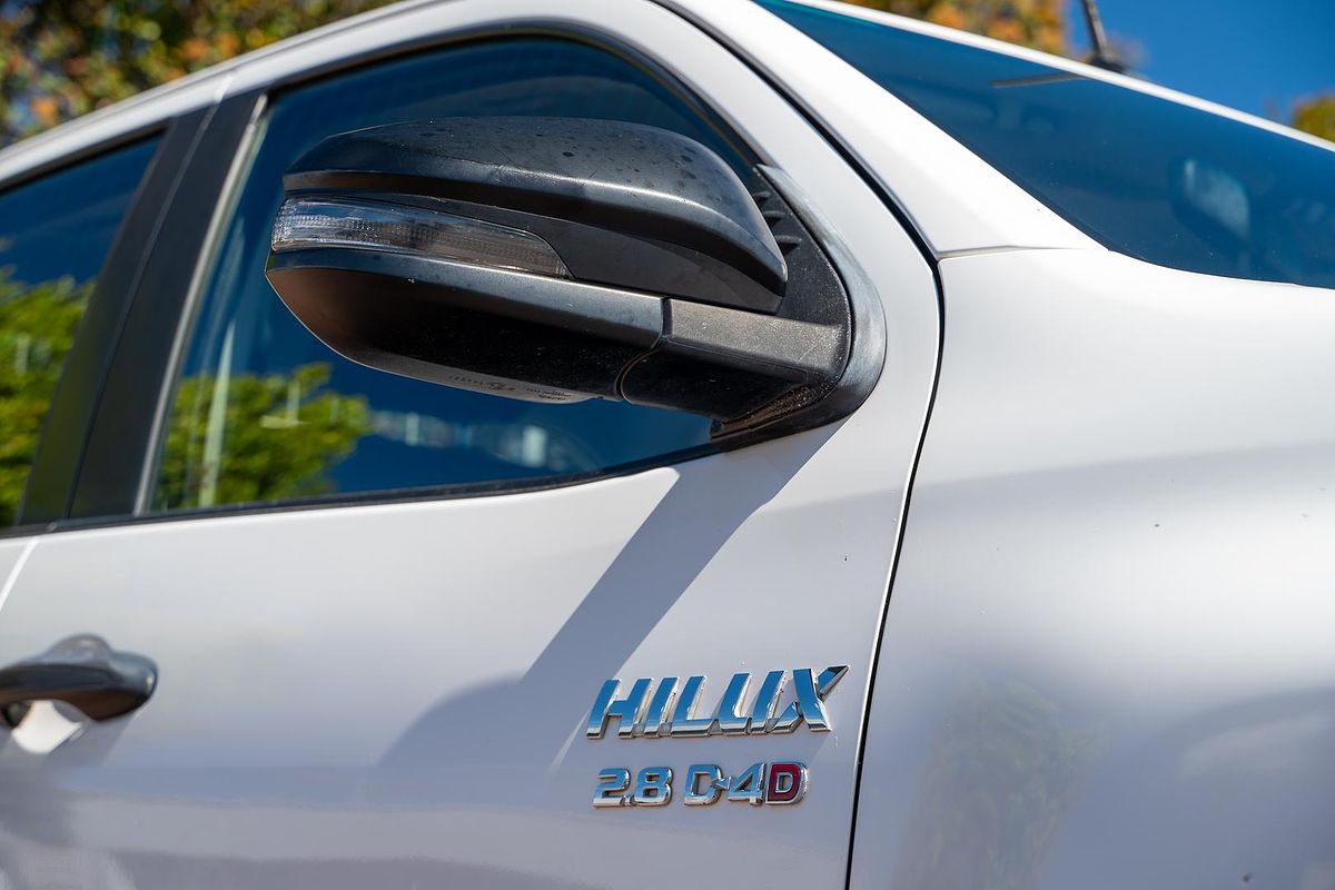 2020 Toyota Hilux SR GUN126R 4X4