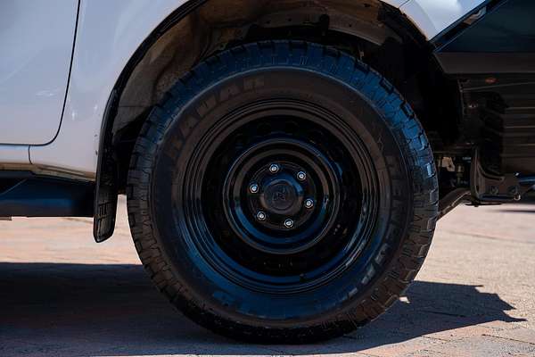 2020 Toyota Hilux SR GUN126R 4X4