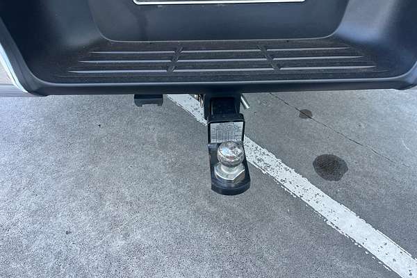 2018 Toyota Hilux SR5 GUN126R 4X4