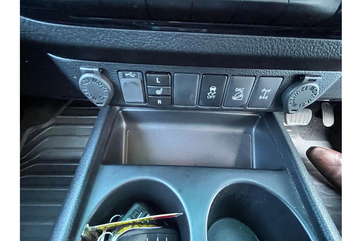 2018 Toyota Hilux SR5 GUN126R 4X4