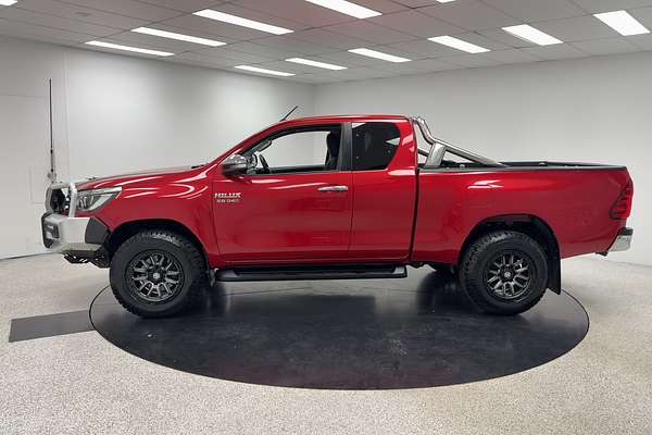 2016 Toyota Hilux SR5 GUN126R 4X4