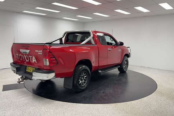 2016 Toyota Hilux SR5 GUN126R 4X4
