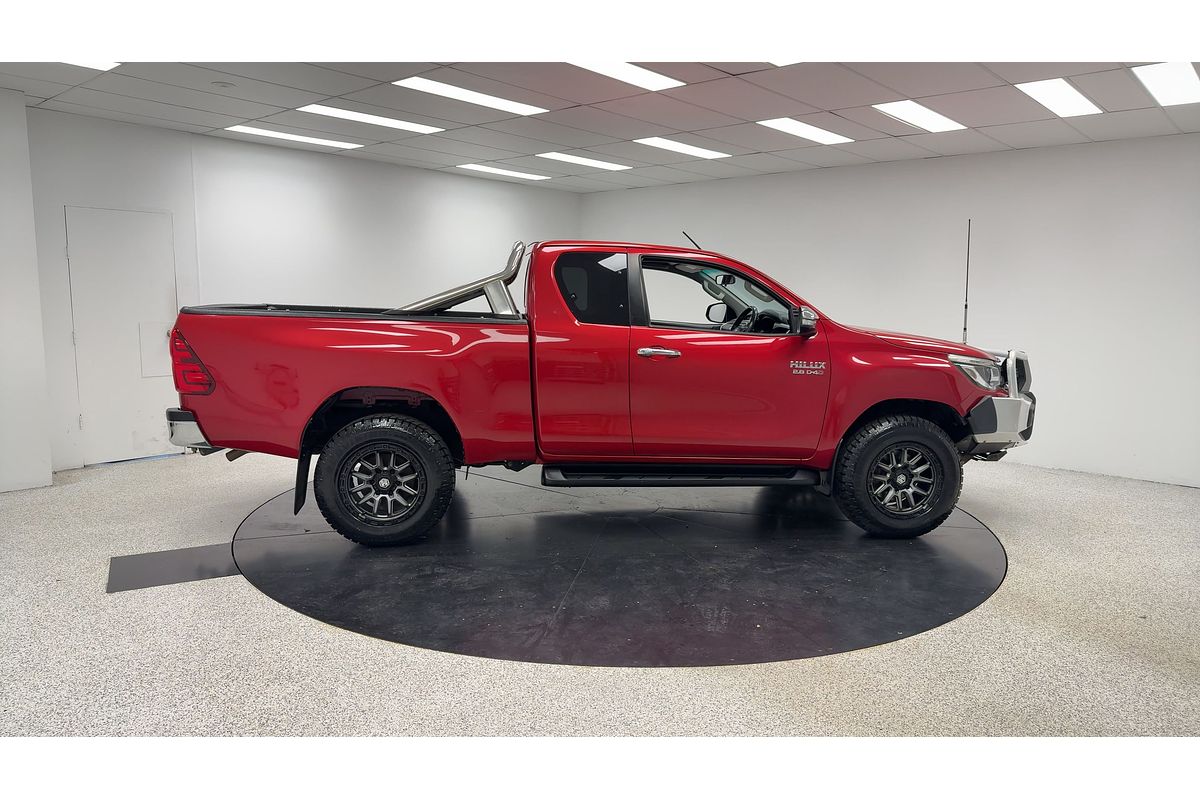 2016 Toyota Hilux SR5 GUN126R 4X4