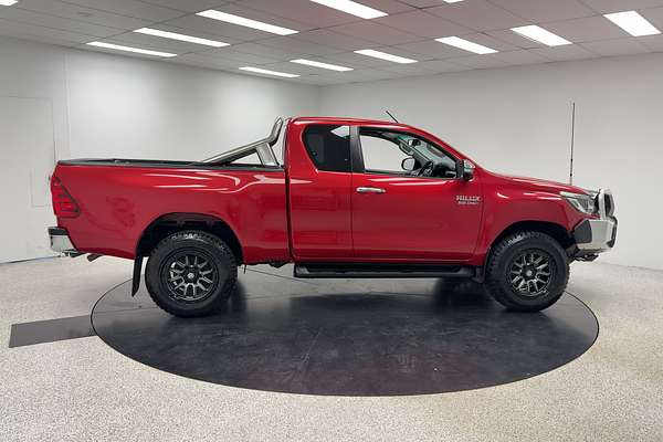 2016 Toyota Hilux SR5 GUN126R 4X4