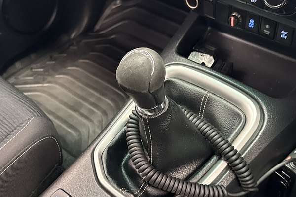 2016 Toyota Hilux SR5 GUN126R 4X4