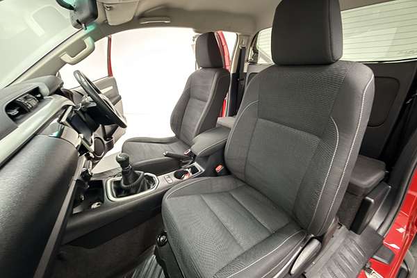 2016 Toyota Hilux SR5 GUN126R 4X4