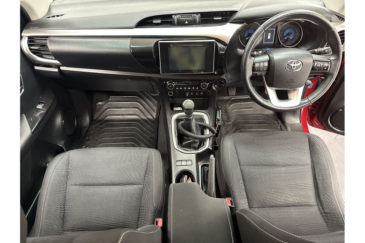 2016 Toyota Hilux SR5 GUN126R 4X4