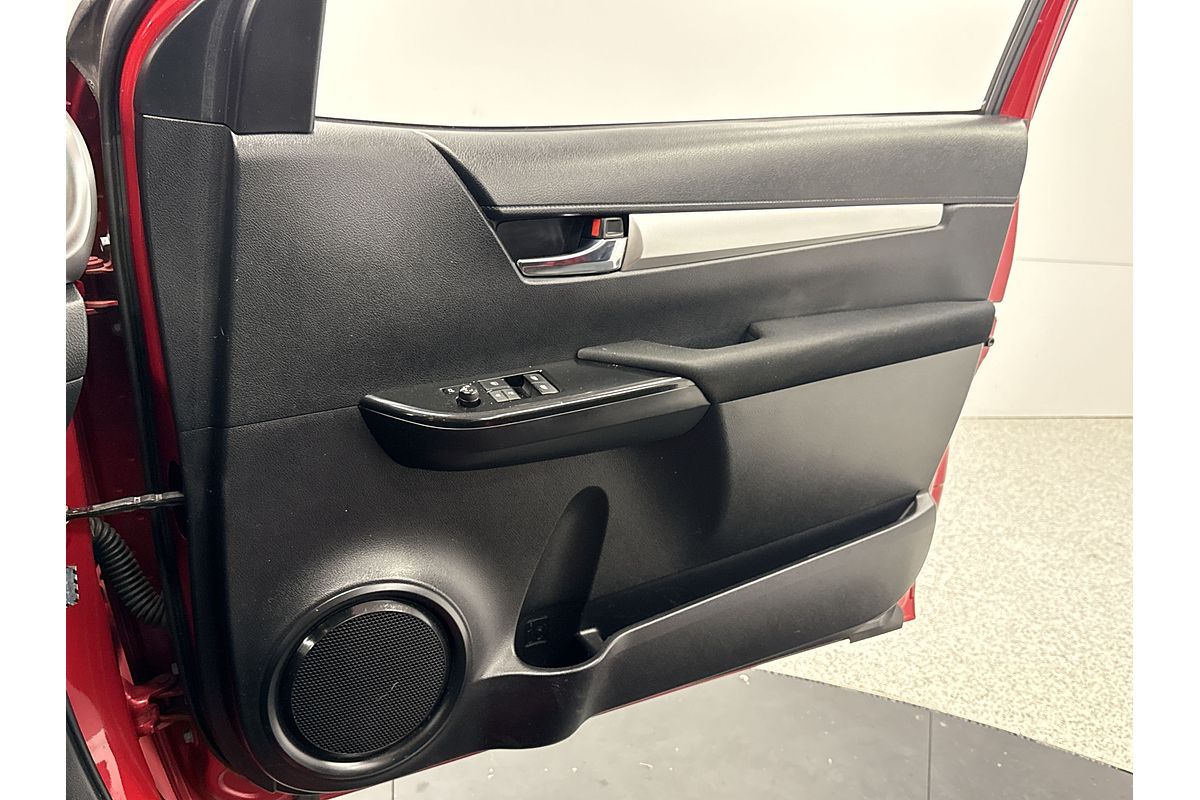 2016 Toyota Hilux SR5 GUN126R 4X4