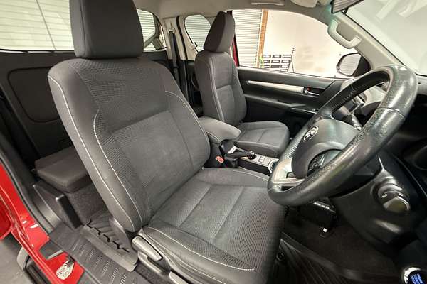 2016 Toyota Hilux SR5 GUN126R 4X4