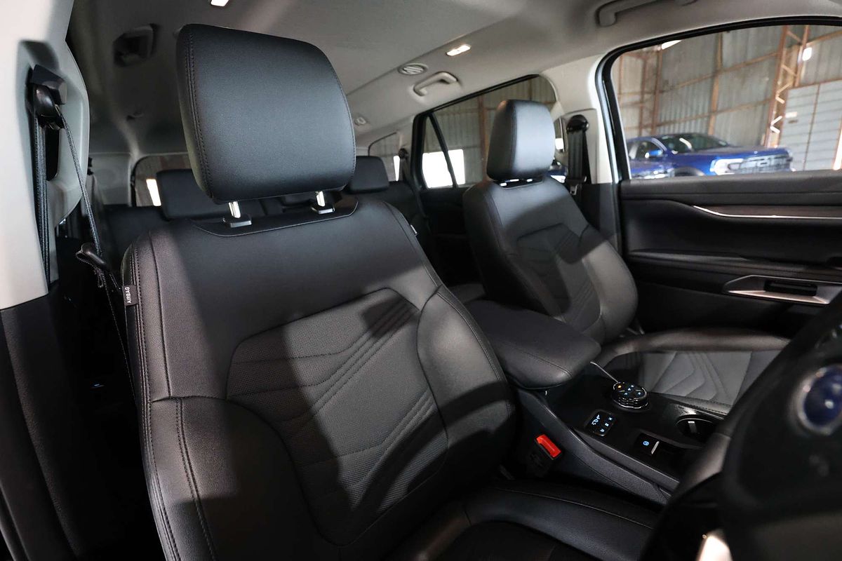 2025 Ford Everest Trend 2.0L